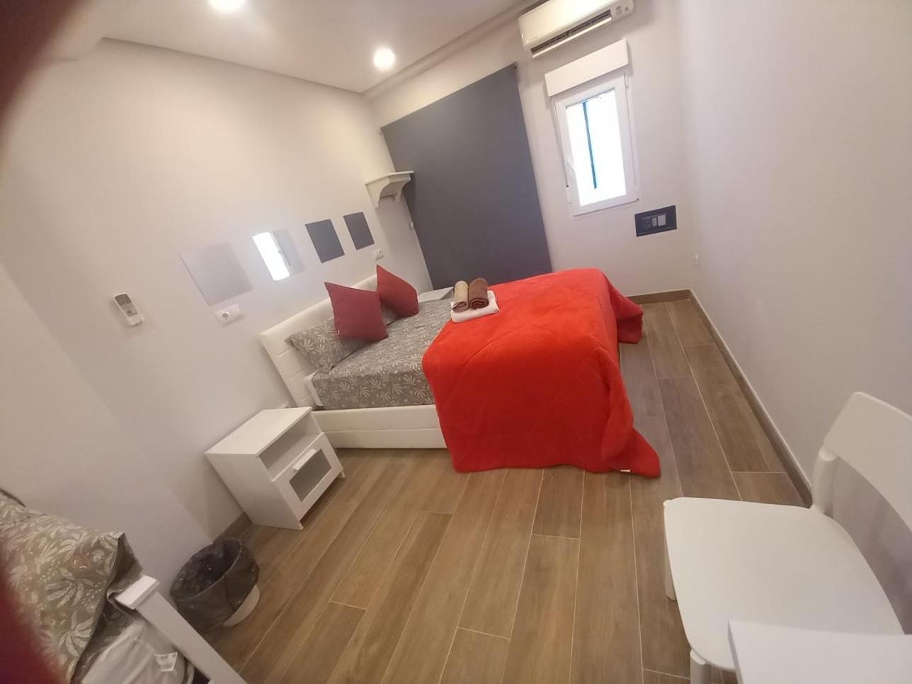 Ferienwohnung Plaza Pedro Zerolo Madrid Exterior foto