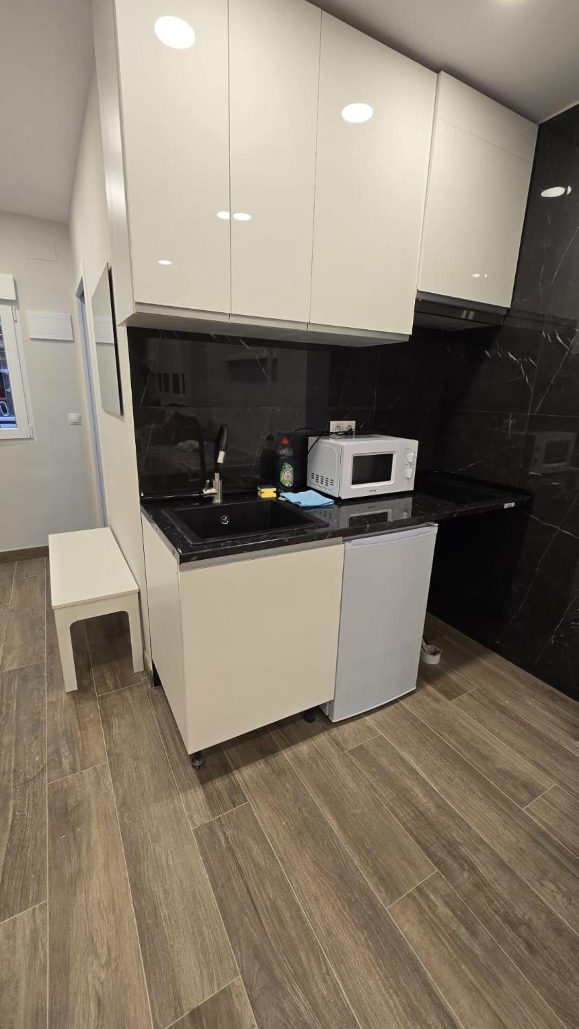 Ferienwohnung Plaza Pedro Zerolo Madrid Exterior foto